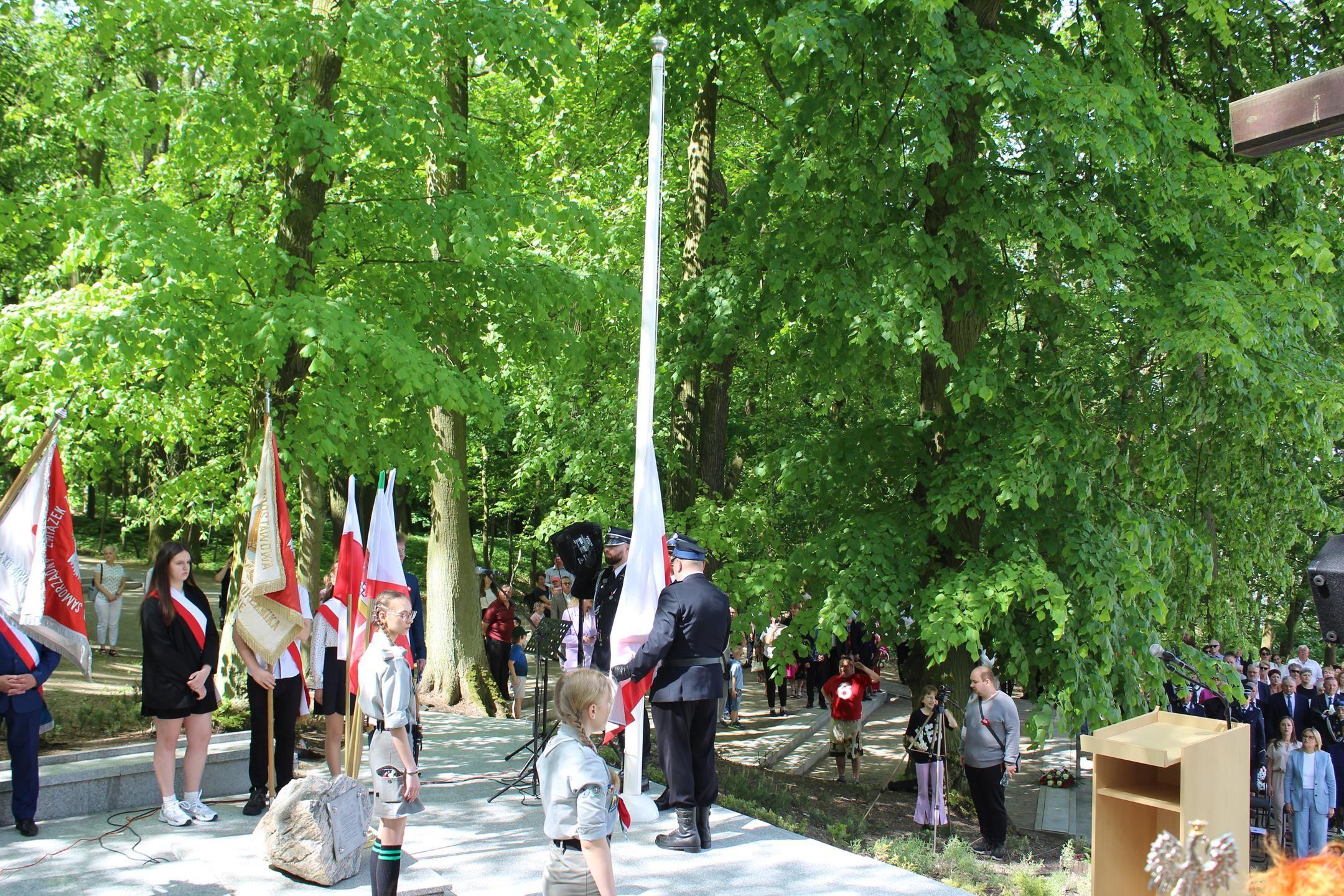 Zdj. nr. 106. Lipnowski obchody 233. rocznicy uchwalenia Konstytucji 3 Maja