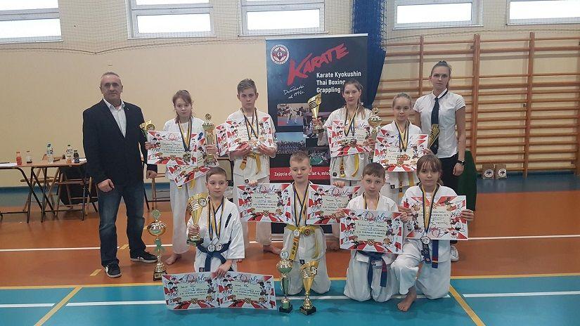 Kolejne sukcesy zawodników z Lipnowskiego Klubu Kyokushin Karate