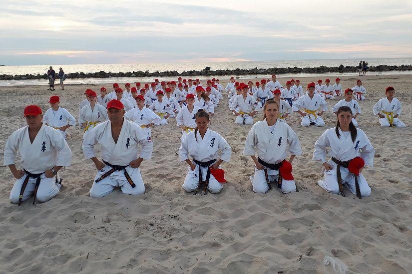 Zawodnicy z Lipnowskiego Klubu Kyokushin Karate na obozie sportowym