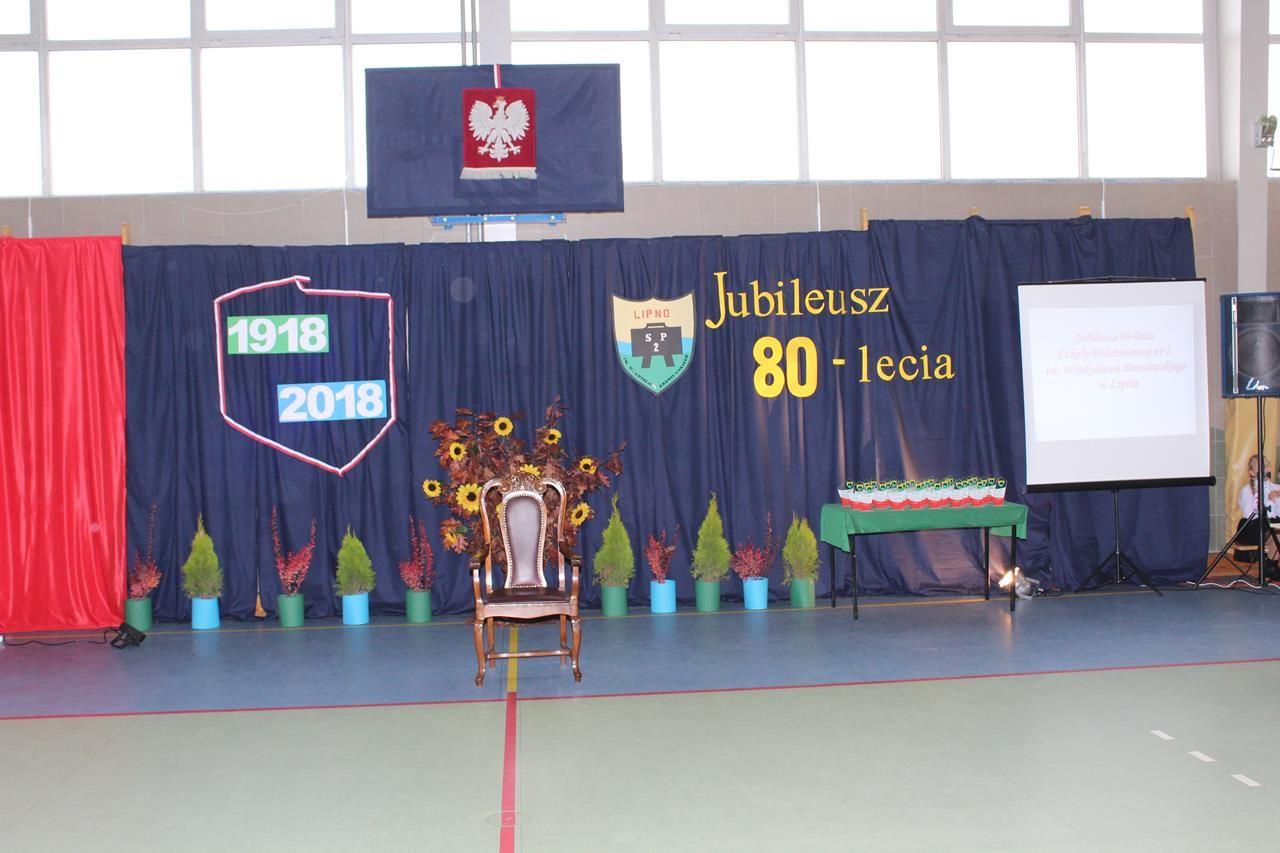 Zdj. nr. 23. Jubileusz 80-lecia istnienia Szkoły Podstawowej nr 2 w Lipnie
