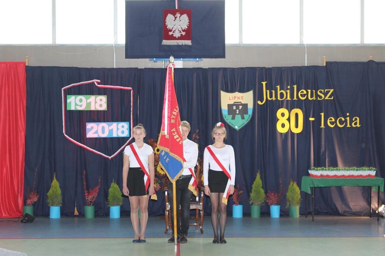 Zdj. nr. 39. Jubileusz 80-lecia istnienia Szkoły Podstawowej nr 2 w Lipnie