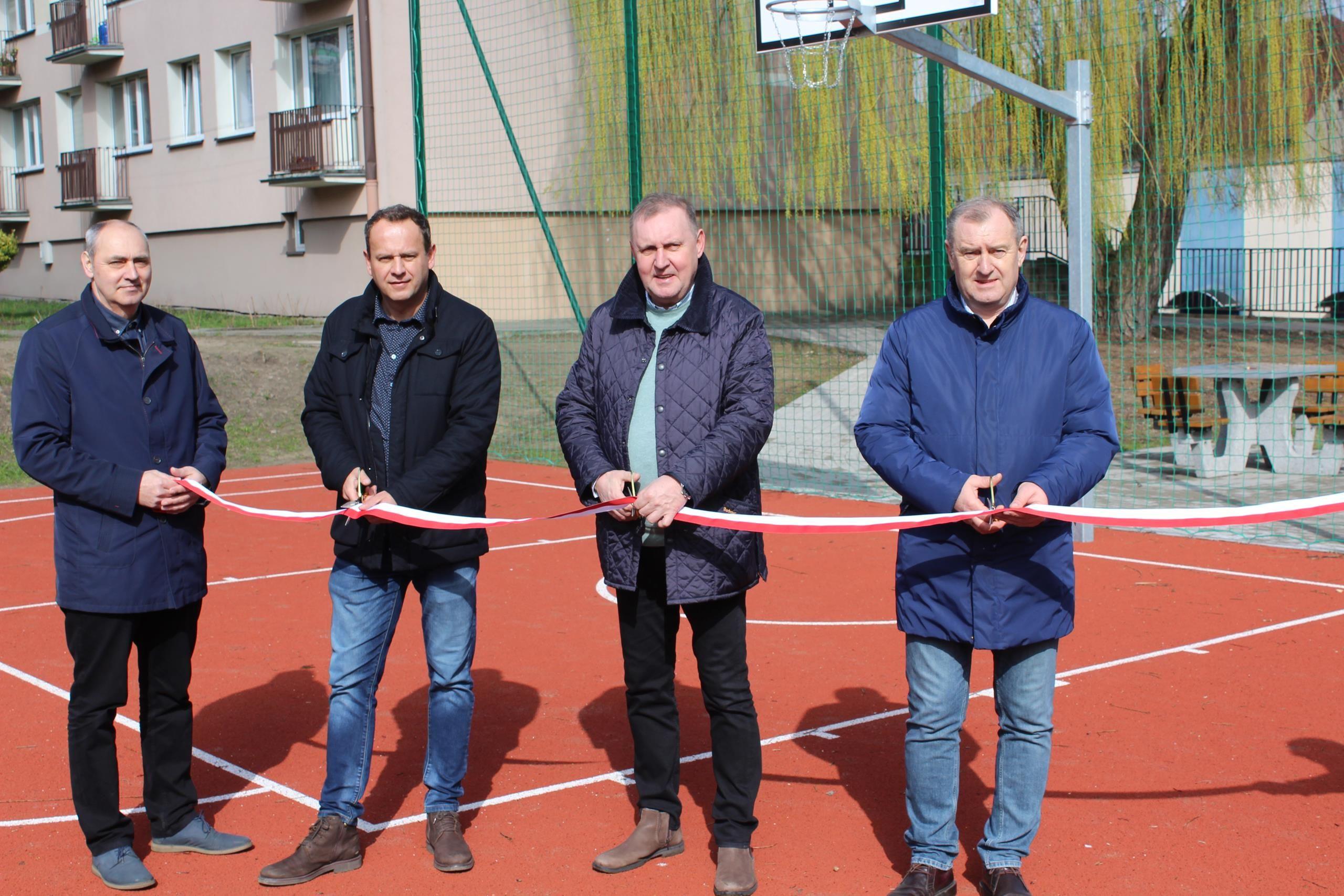 Zdj. nr. 18. Oficjalne otwarcie nowych stref rekreacyjno-sportowych  w Lipnie - 26 marca 2024 r.