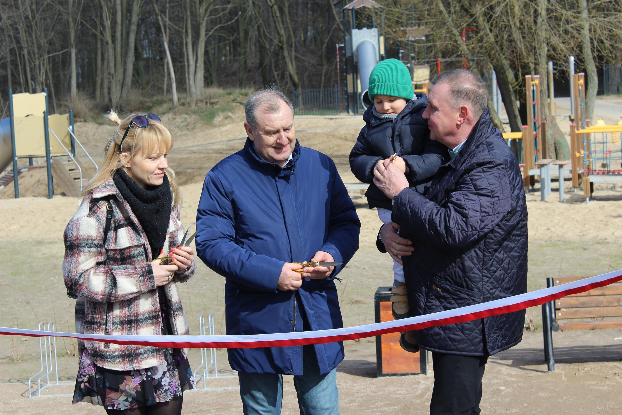 Zdj. nr. 26. Oficjalne otwarcie nowych stref rekreacyjno-sportowych  w Lipnie - 26 marca 2024 r.