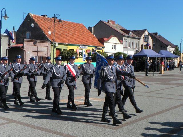 Przekazanie sztandaru dla Komendy Powiatowej Policji w Lipnie - 27 września 2014 roku