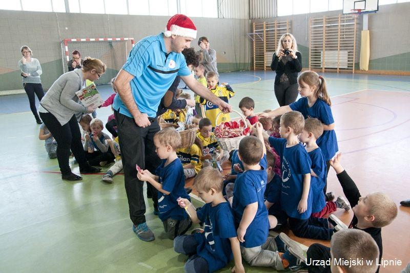 Zdj. nr. 40. Mikołajkowy Turniej Piłki Nożnej