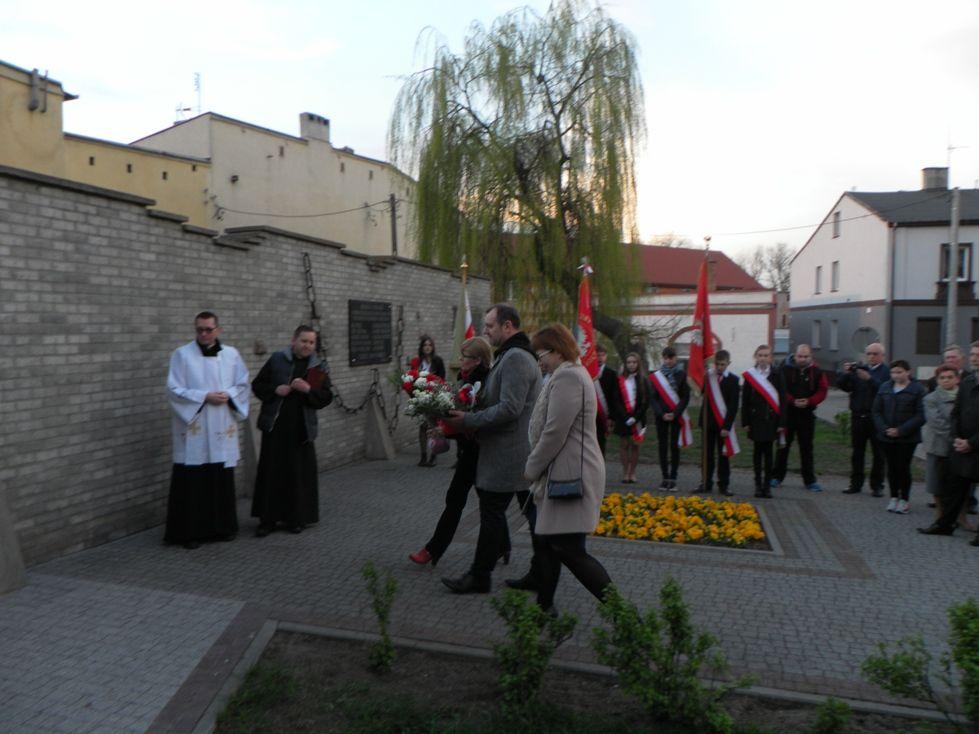 Zdj. nr. 21. Dzień Pamięci Ofiar Zbrodni Katyńskiej - fotogaleria