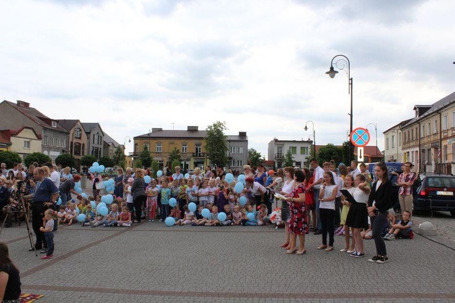 Zdj. nr. 22. BUS 500+ mieście Lipnie