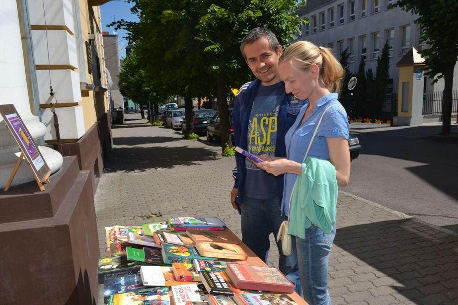 Zdj. nr. 1. Ogólnopolska Akcja Uwalniania Książek