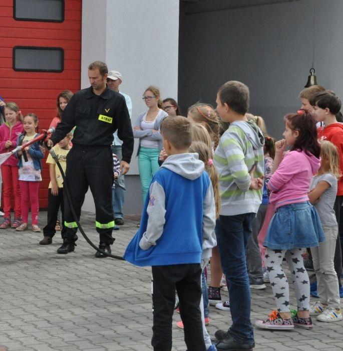 Zdj. nr. 63. Wizyta w Komendzie Państwowej Straży Pożarnej i Komendzie Powiatowej Policji