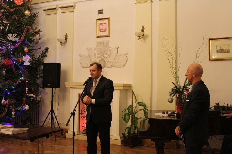 Zdj. nr. 4. Stypendium Burmistrza Miasta Lipna za rok 2015/2016