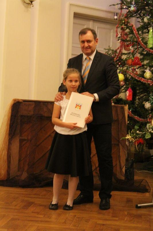 Zdj. nr. 32. Stypendium Burmistrza Miasta Lipna za rok 2015/2016