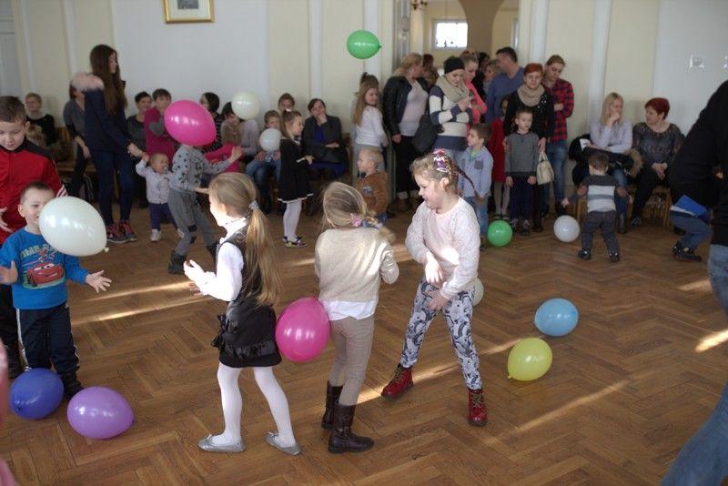 Zdj. nr. 3. Choinka zorganizowana przez radnych  Klubu „Zgoda”