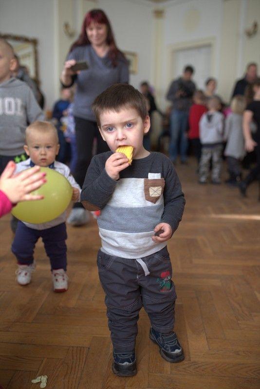 Zdj. nr. 17. Choinka zorganizowana przez radnych  Klubu „Zgoda”