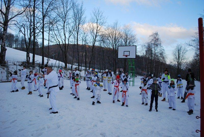 Zdj. nr. 5. Ferie zimowe klubu Kyokushin Karate 