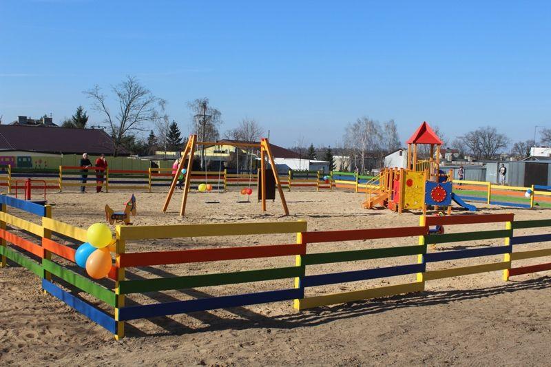 Plac zabaw na ul. Komunalnej i Fitness Park na terenie SP nr 3