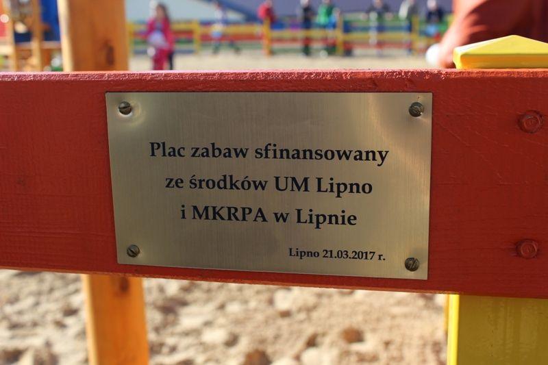 Zdj. nr. 23. Plac zabaw na ul. Komunalnej i Fitness Park na terenie SP nr 3