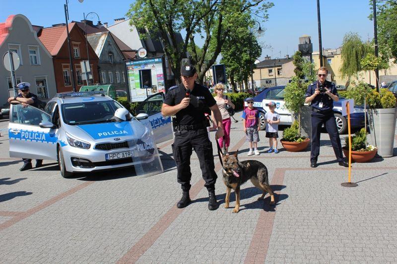 Zdj. nr. 32. Policyjna majówka „Kręci mnie bezpieczeństwo”