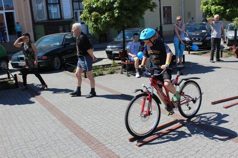 Zdj. nr. 41. Policyjna majówka „Kręci mnie bezpieczeństwo”