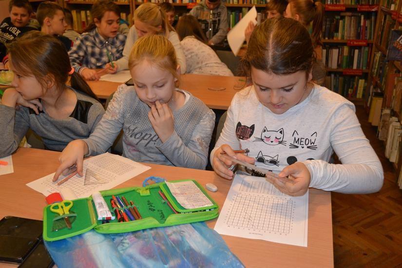 Lekcja patriotyzmu w bibliotece