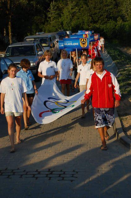 Zdj. nr. 6. Olimpijska flaga nad Zalewem