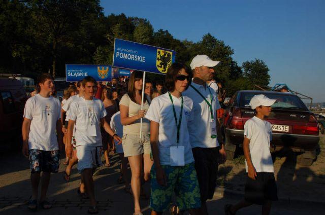 Zdj. nr. 15. Olimpijska flaga nad Zalewem