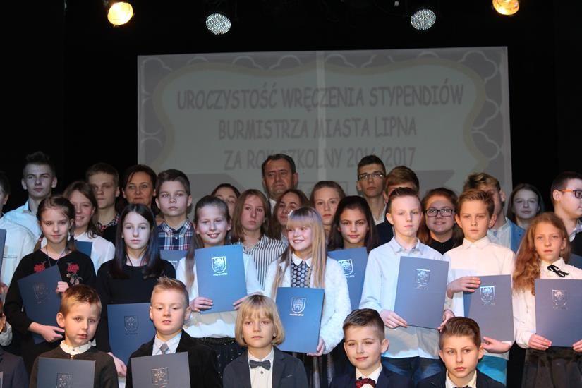 Zdj. nr. 35. Stypendium Burmistrza Miasta Lipna za rok 2016/2017