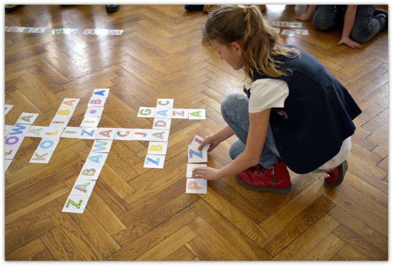 GRYWALIZACJA ZE SŁOWAMI – ŚWIATOWY DZIEŃ SCRABBLE- 2018