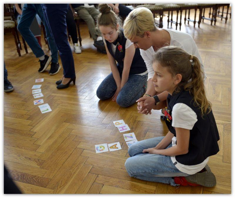 Zdj. nr. 9. GRYWALIZACJA ZE SŁOWAMI – ŚWIATOWY DZIEŃ SCRABBLE- 2018