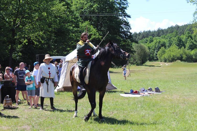 Zdj. nr. 111. Piknik rodzinny z okazji Dnia Dziecka