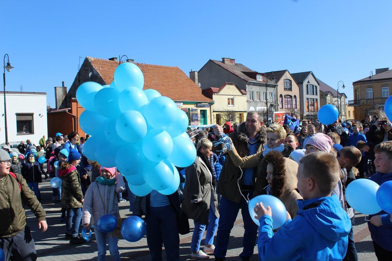 Zdj. nr. 28. Lipno obchodzi Światowy Dzień Świadomości Autyzmu