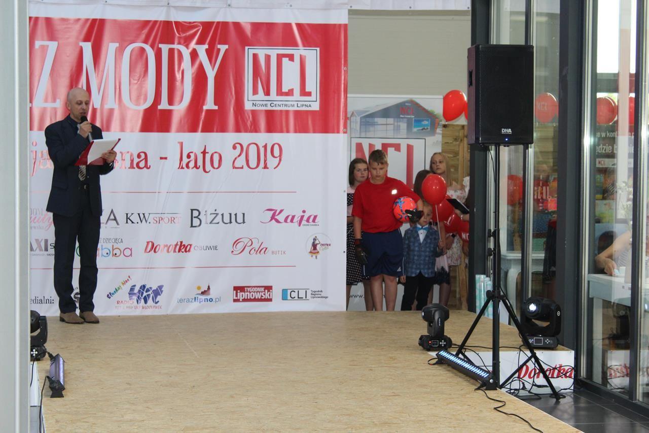 Zdj. nr. 5. Pokaz mody NCL