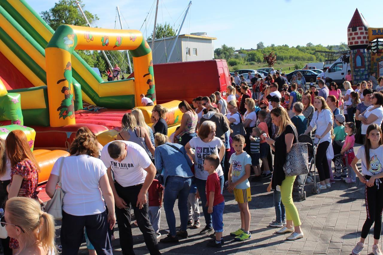 Zdj. nr. 30. Piknik rodzinny z okazji Dnia Dziecka