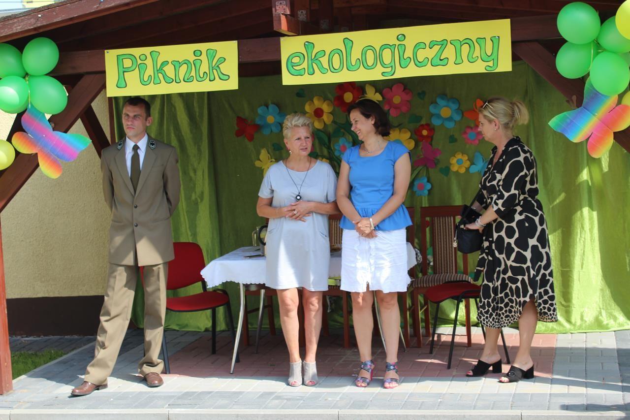 Zdj. nr. 2. Piknik Ekologiczny w ZPM nr 1 w Lipnie