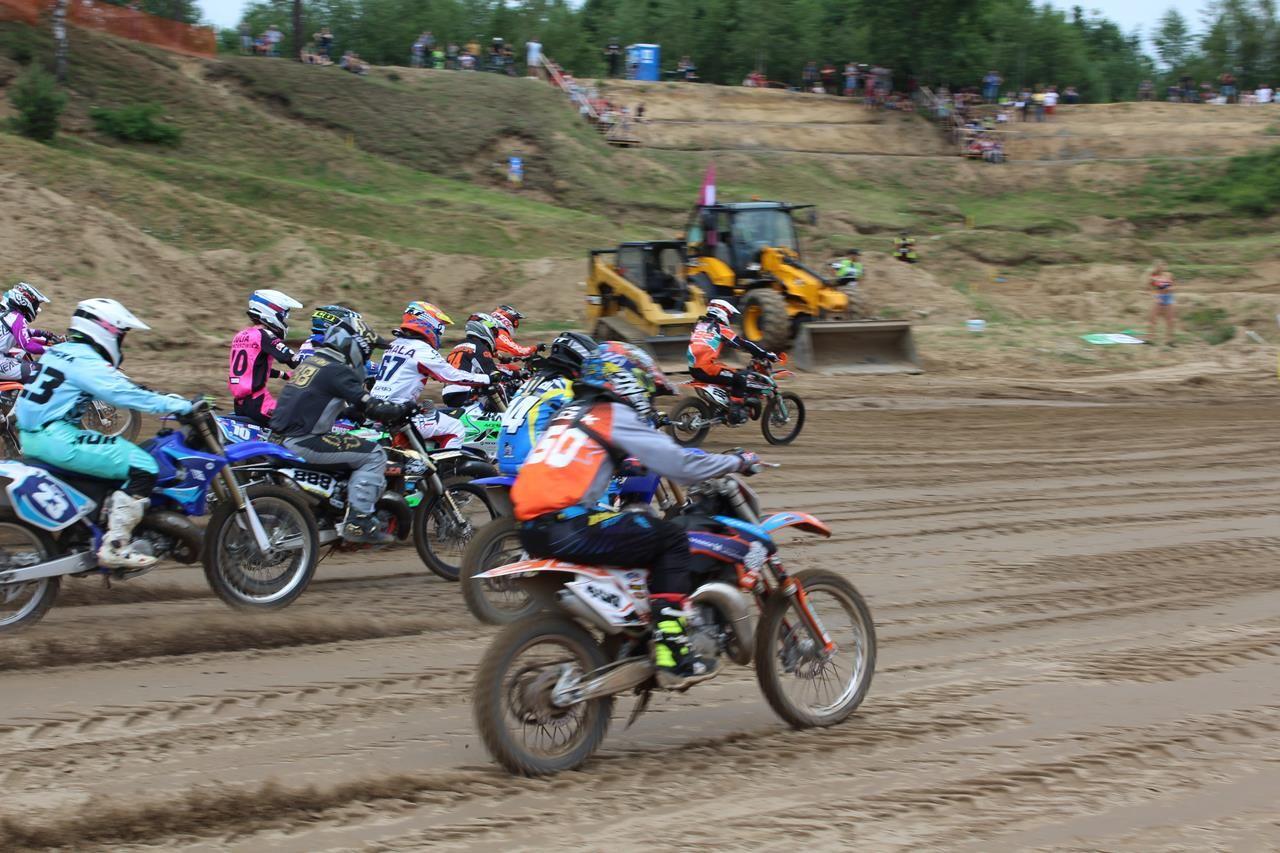 Zdj. nr. 30. Motocross – V runda Mistrzostw Strefy Północnej Polski Mistrzostwa Okręgu Bydgoskiego