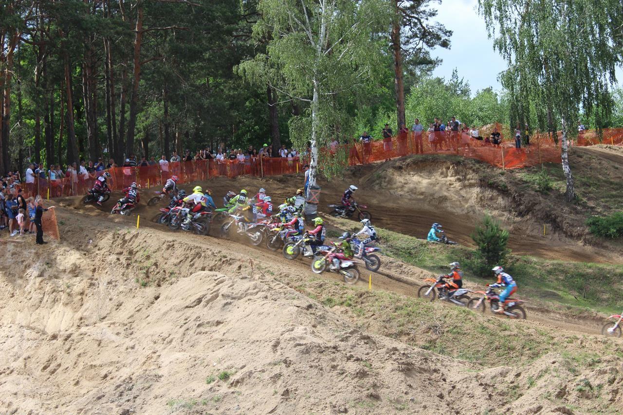 Zdj. nr. 79. Motocross – V runda Mistrzostw Strefy Północnej Polski Mistrzostwa Okręgu Bydgoskiego