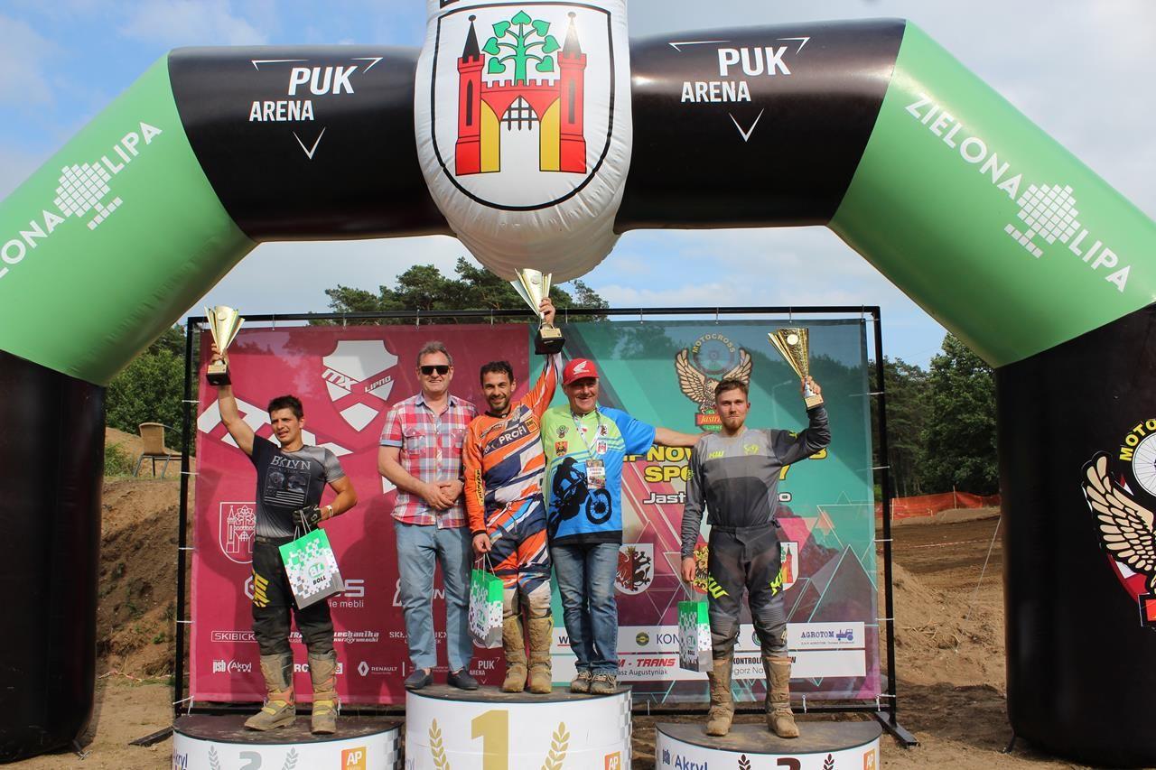 Zdj. nr. 107. Motocross – V runda Mistrzostw Strefy Północnej Polski Mistrzostwa Okręgu Bydgoskiego