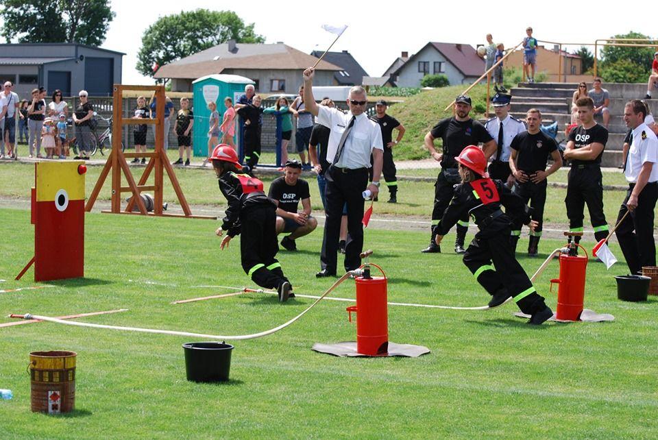 Zdj. nr. 6. VI Ogólnopowiatowe Zawody Sportowo – Pożarnicze Młodzieżowych Drużyn Pożarniczych CTIF