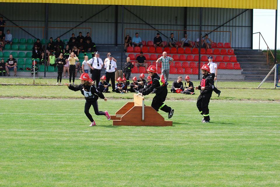 Zdj. nr. 24. VI Ogólnopowiatowe Zawody Sportowo – Pożarnicze Młodzieżowych Drużyn Pożarniczych CTIF