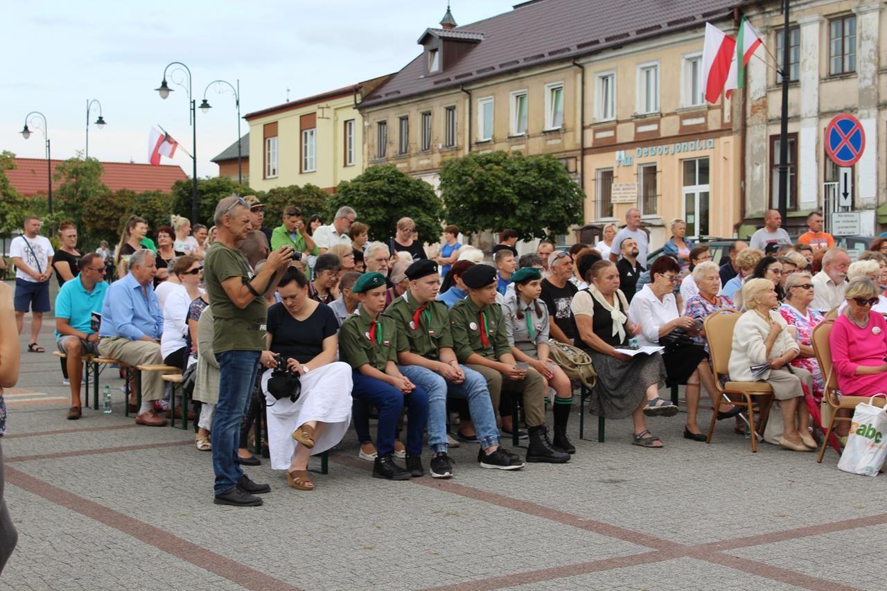 Zdj. nr. 69. Obchody 75. rocznicy wybuchu Powstania Warszawskiego