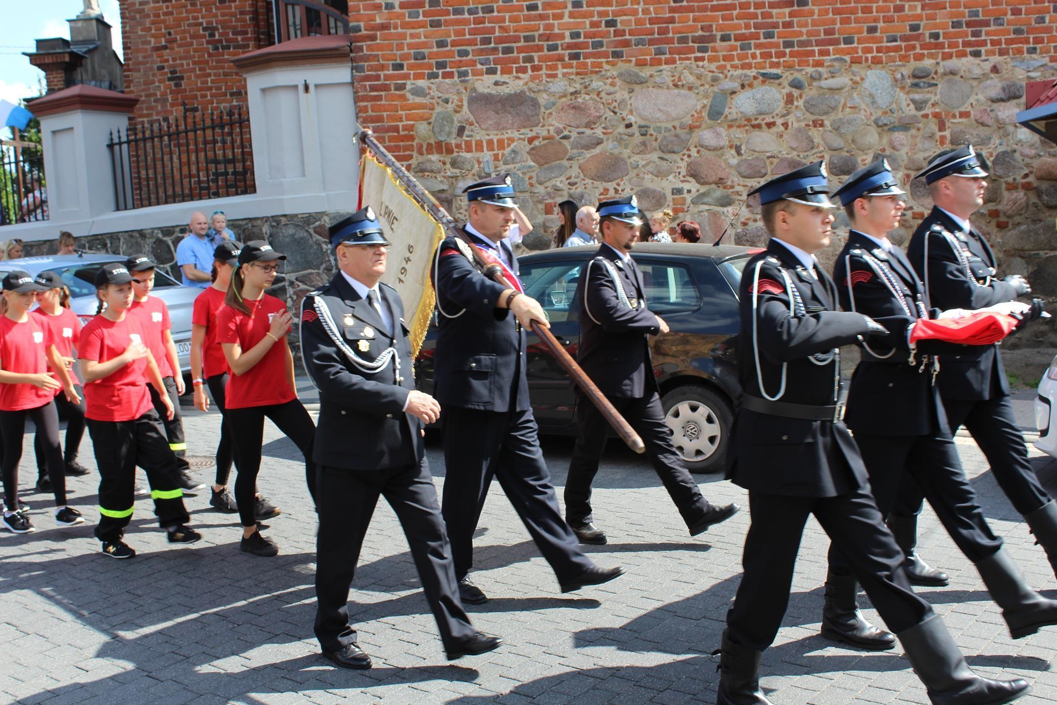 Zdj. nr. 29. Obchody Święta Wojska Polskiego