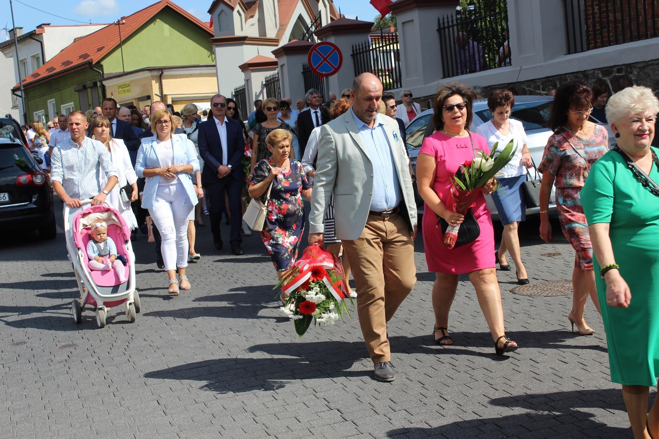 Zdj. nr. 37. Obchody Święta Wojska Polskiego