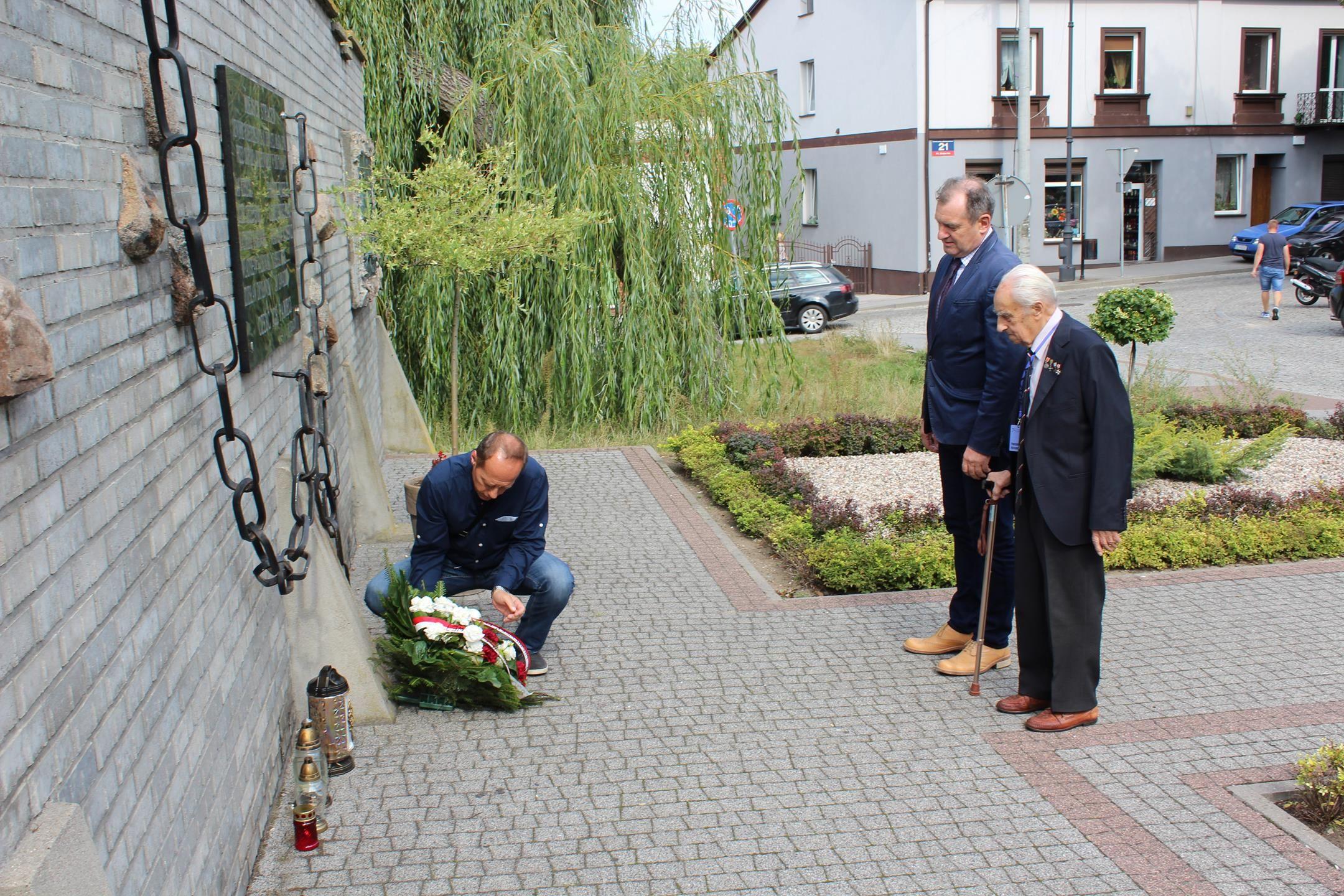 Zdj. nr. 12. Kapitan Włodzimierz Wiśniewski - Honorowy Obywatel Miasta Lipna