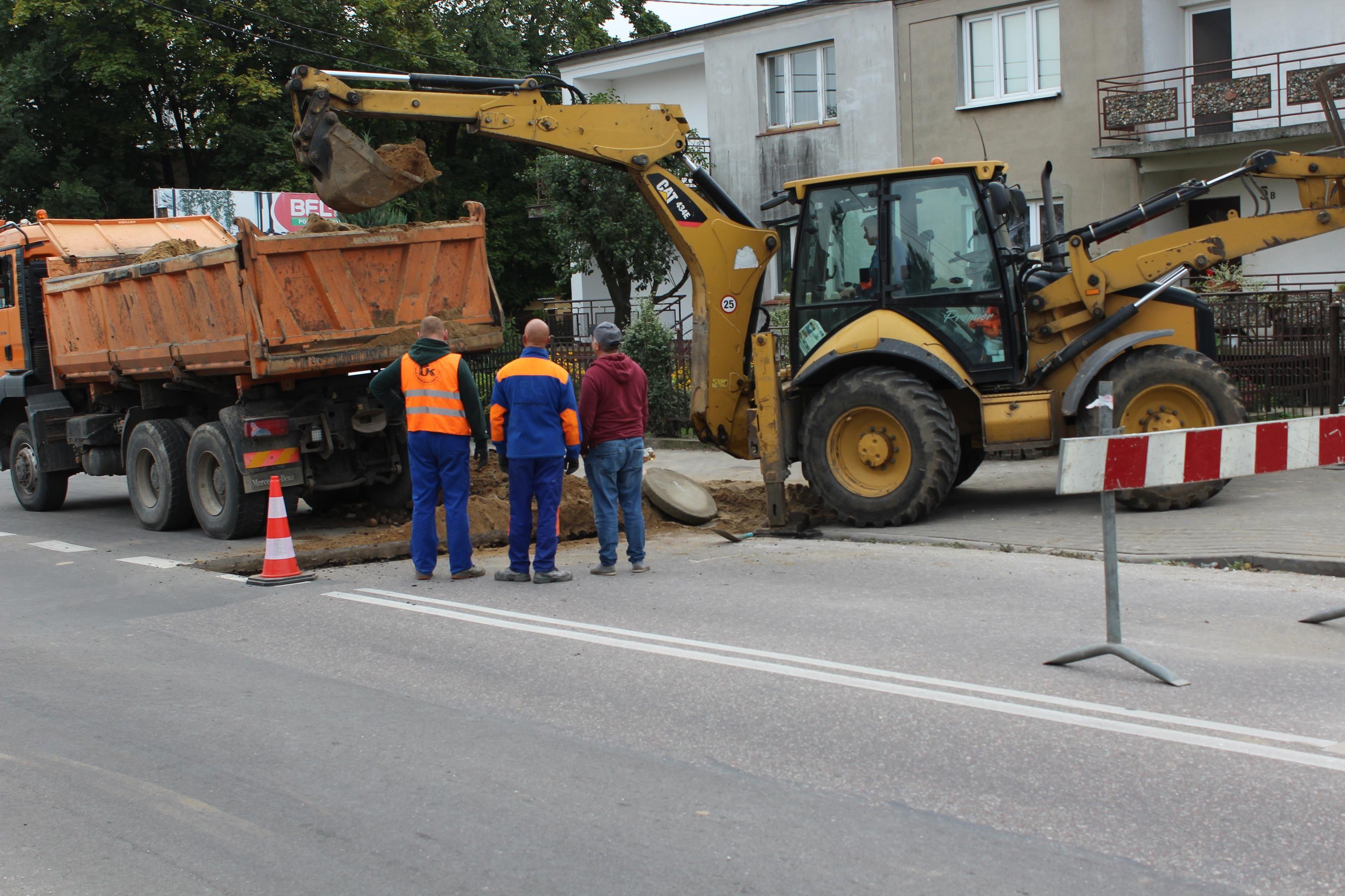 Zdj. nr. 3. Remont odcinka drogi krajowej nr 67 (DK67)