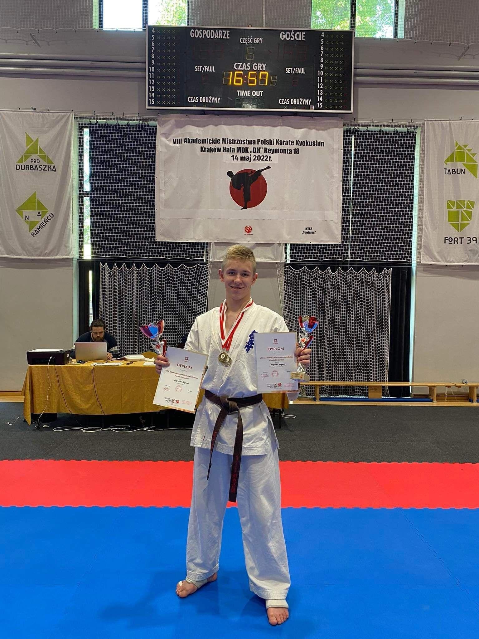 Zdj. nr. 3. VIII Akademickie Mistrzostwa Polski w Karate Kyokushin - Kraków, 14 maja 2022 r.