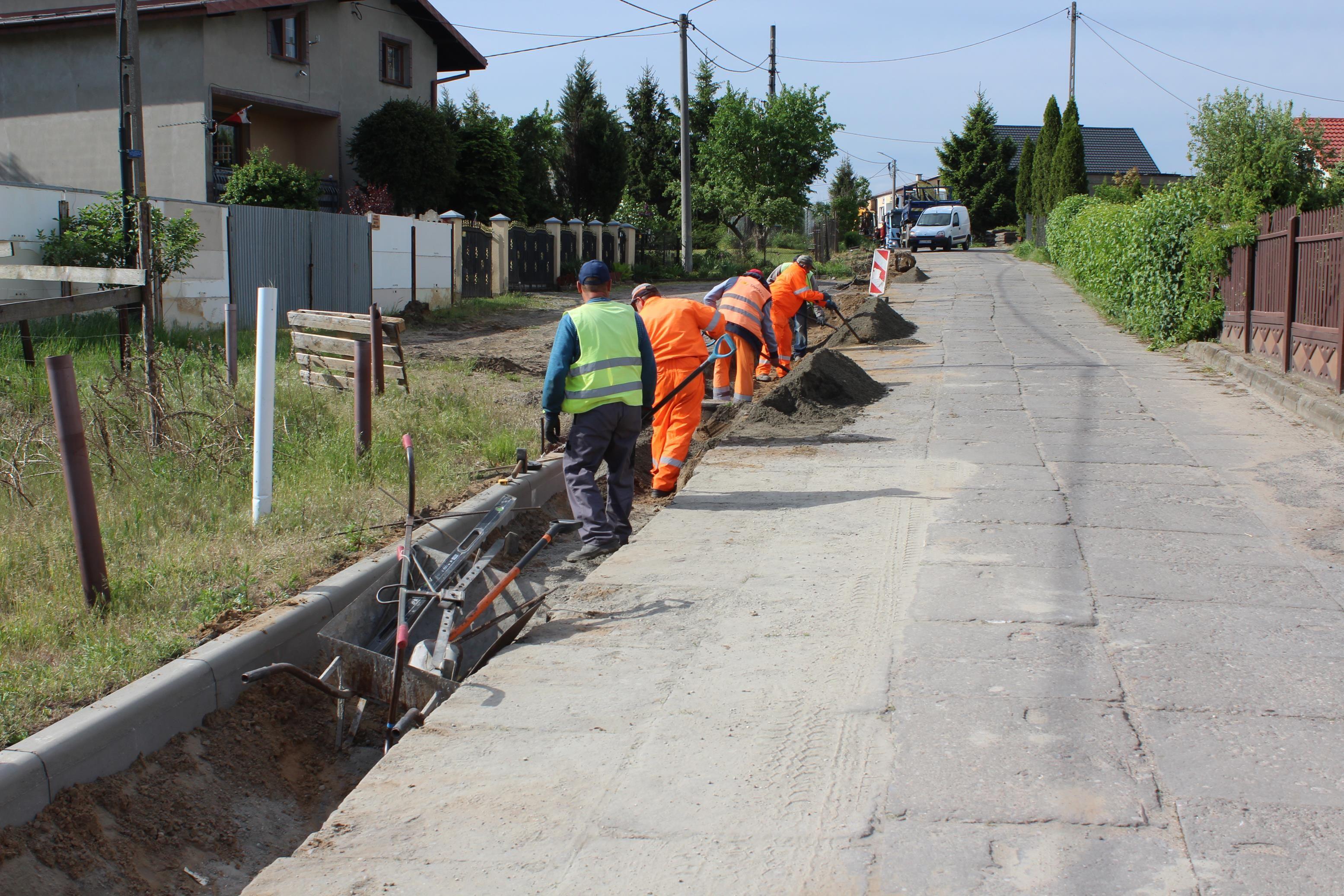 Prace remontowe na ul. Żeromskiego w Lipnie