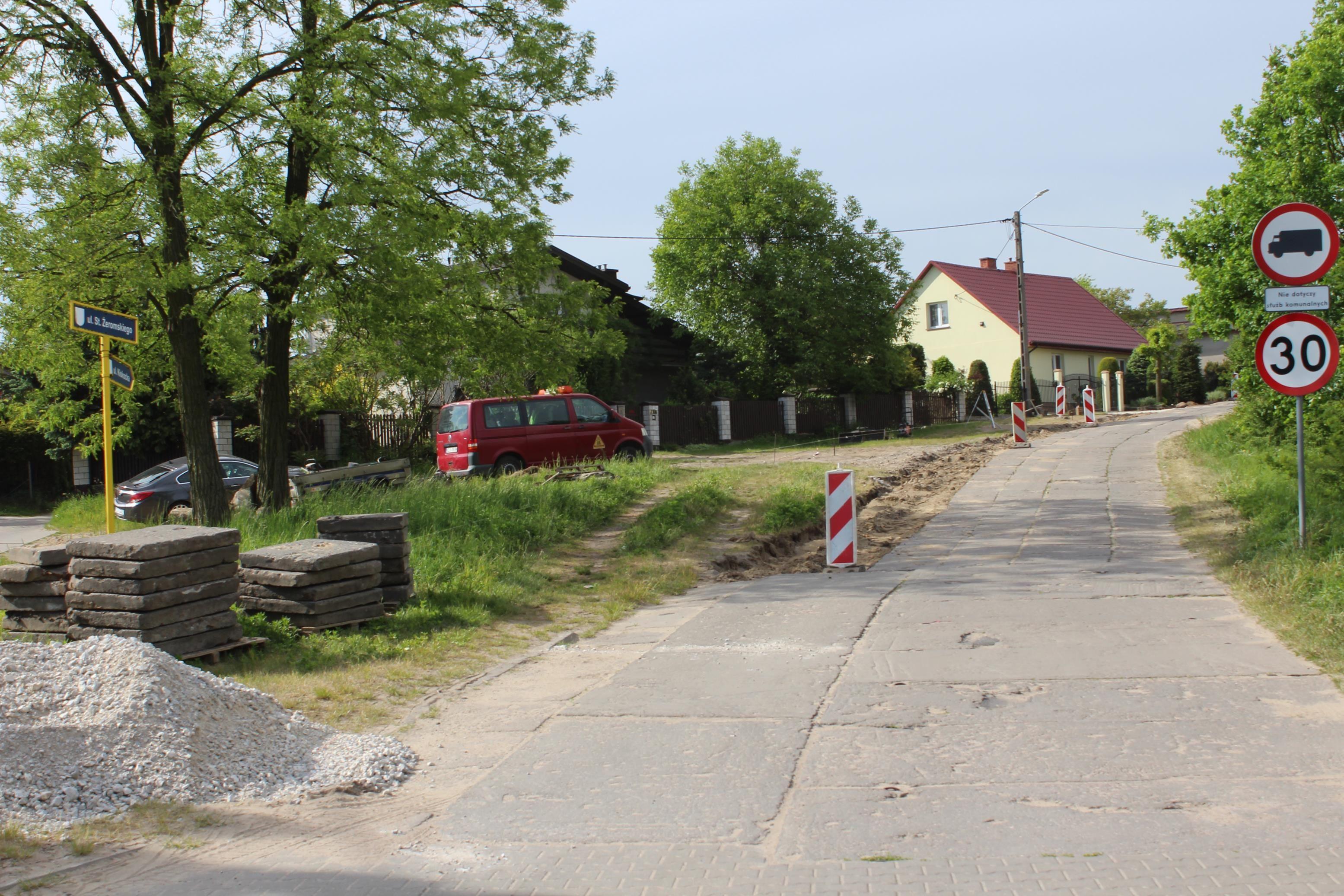 Prace remontowe na ul. Żeromskiego w Lipnie