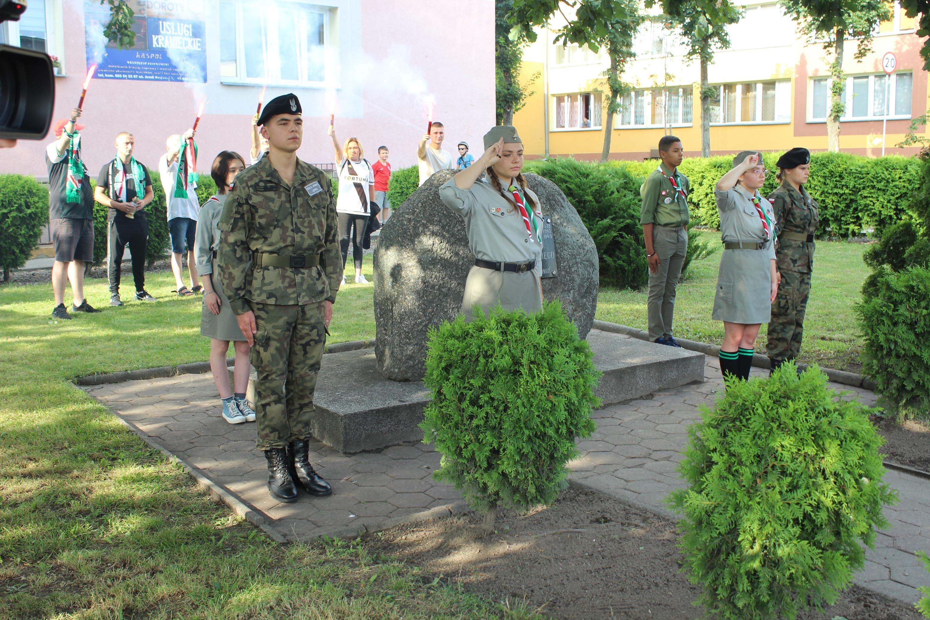 Zdj. nr. 13. 78. rocznica wybuchu Powstania Warszawskiego - pomnik Armii Krajowej - 1 sierpnia 2022 r.