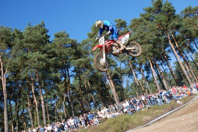 Zdj. nr. 8. Międzynarodowy Motocross o puchar PZM, Marszałka Województwa Kujawsko–Pomorskiego, Starosty Lipnowskiego, Burmistrza Miasta Lipna oraz Wójta Gminy Lipno. 