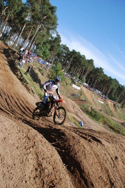 Zdj. nr. 10. Międzynarodowy Motocross o puchar PZM, Marszałka Województwa Kujawsko–Pomorskiego, Starosty Lipnowskiego, Burmistrza Miasta Lipna oraz Wójta Gminy Lipno. 