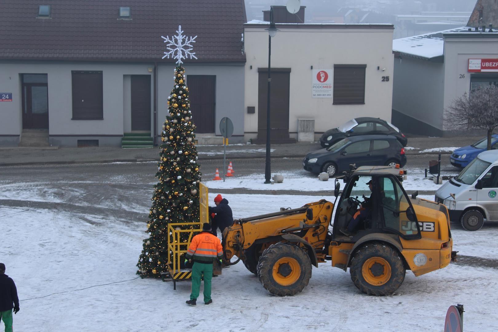 Choinka na Placu Dekerta - 1 grudnia 2023 r.